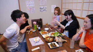 ADN-552 A wife who left the house after a couple was cuckold by a college student in a joint party invited by a mom friend. Airi Kijima