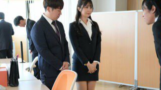 IPZZ-259 When I was on a business trip with record heavy rain, I suddenly ended up sharing a room with a virgin subordinate… My subordinate was excited by my wet body and attacked me, and we had 10 drenched sex sessions until morning. Noah Mizuiro