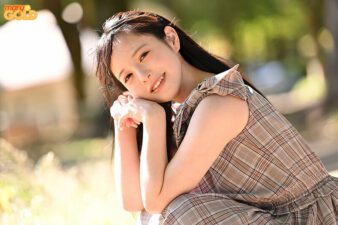 MGOLD-023 신인 츠키미 와카바 아이돌 졸업 벗으면 그라비아 같은 G컵 큰 가슴 AV 데뷔
