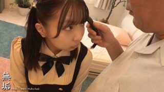 MUKC-051 147cm A cup. I’ll listen to whatever you say today. This cosplay girl is on sale.