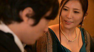 JUQ-685 A moment that spoils both body and soul. Dirty talk & dense ‘whisper’ kiss soap that can be applied to lotion Yuna Shiina