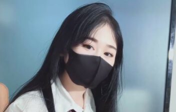 Newly married super young kindergarten teacher cheats on her for the first time, cums all over her pussy in the best toilet