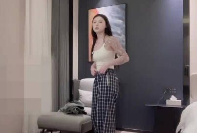 I Made An Appointment With A Cool And Fair-Skinned Young Lady – Ouyang Ke