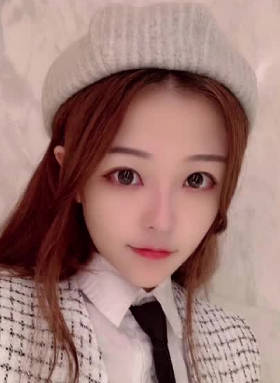 The Best Young Woman With Little Fragrance