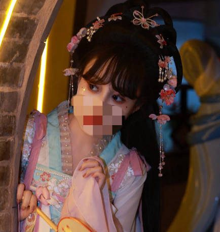 The Way My Sister Wears Hanfu Makes My Dick Hard