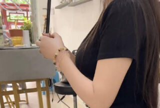 Beauty shop boss lady xxxd to lift her buttocks