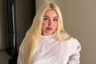 Blonde In Leggings Do Not Mind Trying Hot Sex