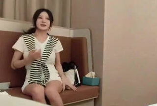 I Only Had An Appointment With A Beautiful Girl Today, But She Brought Her Bestie Along – Brother Qiang