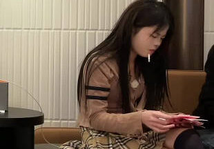 Today I made a date with a young girl who just turned 18 – Wang Anquan