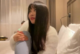 Sweet smile makes people love big breasts and tender girl water flow into the river – Xiaowen Tanhua