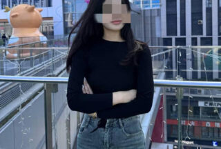 Crazy fucking of my cousin’s white pussy made her climax continuously