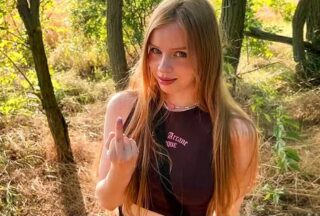 A Young Woman Gave A Guy A Blowjob Outdoors.