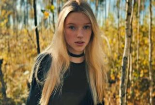 A Russian Chick Gave Herself To Her Boyfriend Outdoors.