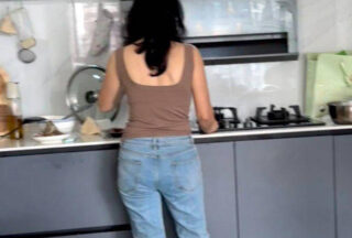 Seeing my mom talking to my dad on the phone, I xxxd my mom. My dad took me to the hospital.