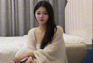 Today I couldn’t even handle the neighbor’s curvy buttocks after we got into bed – 7BOSS