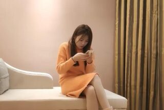 A high-class prostitute with terrible service (12-26)