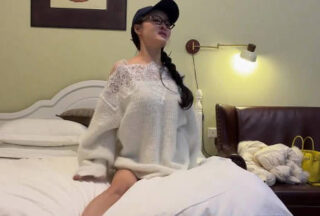 Today I spent 3,000 yuan to meet a young woman with glasses – Kitazawa.