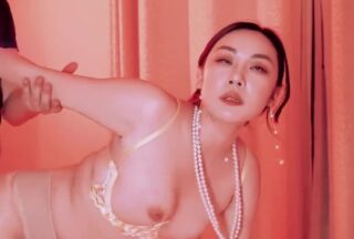 Focus jdsy-520 Cheongsam-clad married woman’s late-night foot fetish with her brother-in-law – Miffy Rabbit