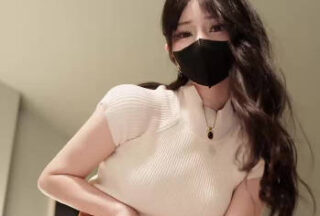 Nana, the Bitch with a Contrast