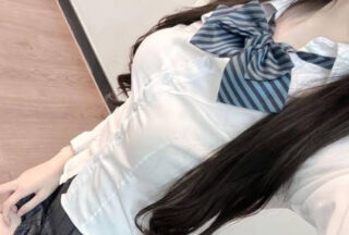 The company went bankrupt, and he became extremely unstable, so he threatened his daughter by saying he was going to jump off a building.