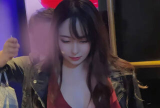 Monster Episode 17: Bar Pickup Encounters with Celebrity-Level SSS-Rank Beauties
